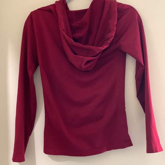 Cranberry sweater/jacket with hood, size small - Picture 5 of 5